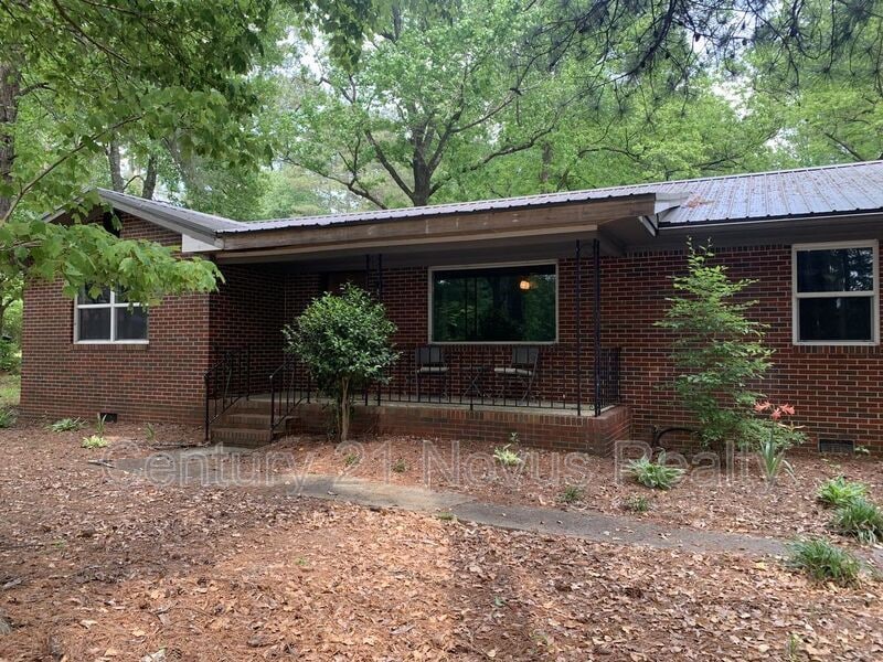 702 Adamson Ave, Carrollton, GA 30117 House Rental in Carrollton, GA