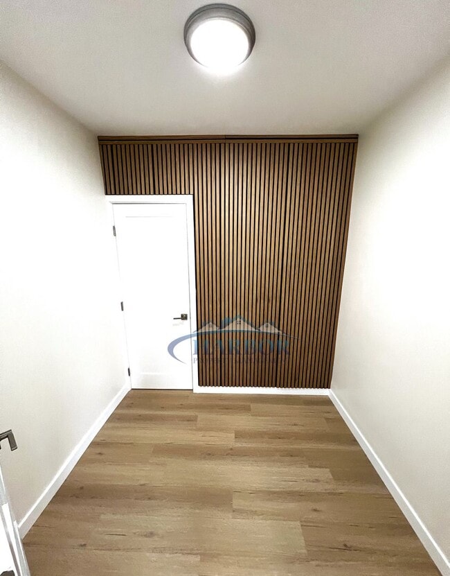 Foto del edificio - 226 N Bonnie Brae St