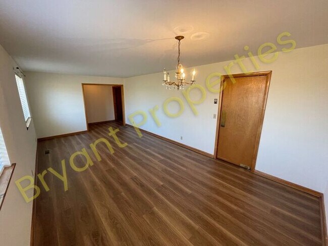 Foto del edificio - Nashville - 4Bedroom 2-Baths 37218