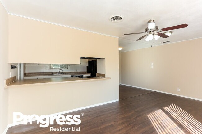 Foto del edificio - 6420 Valley Ridge Dr