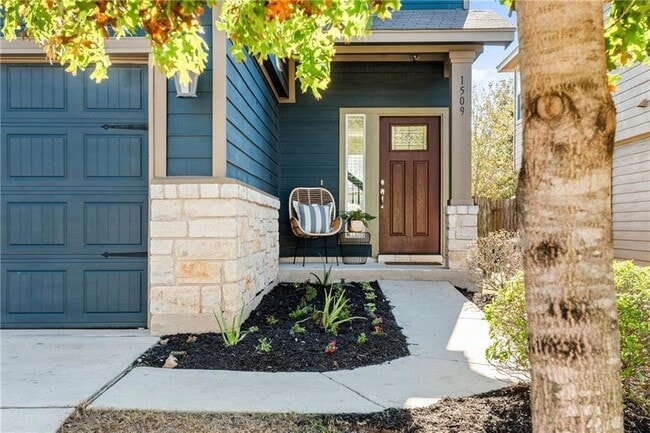 Foto del edificio - 1509 Sugarberry Ln