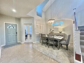 Building Photo - 46 Flickering Sun Ct