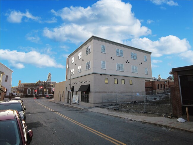 Foto del edificio - 7 Montvale Ave