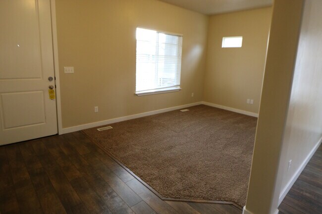 Foto del edificio - Large 5 Bed 3.5 Bath Home in Lehi Utah!