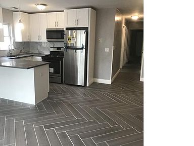 Foto del edificio - Single Family Home at 51 2nd Ave , Newark