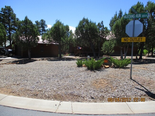 Building Photo - 1561 Mustang Run