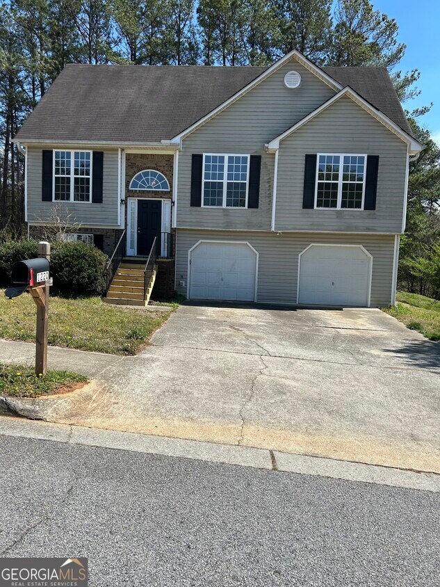 Primary Photo - 1220 Augusta Woods Dr