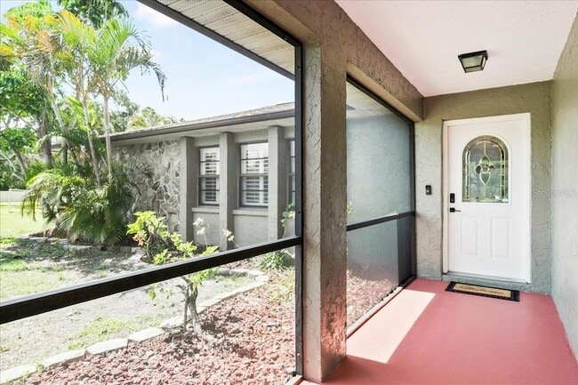 Building Photo - 1302 Georgetowne Cir