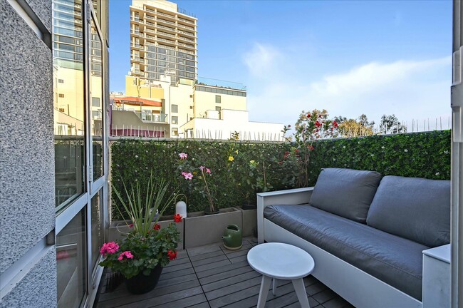 Foto del edificio - 74 Brady St