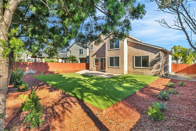 Foto del edificio - 1067 Princess Kyra Pl