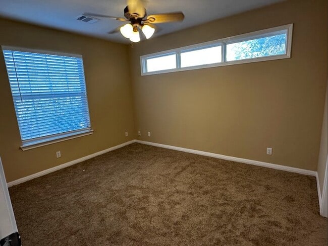 Foto del edificio - 1bed/1bath - Garage Apt - Central Austin