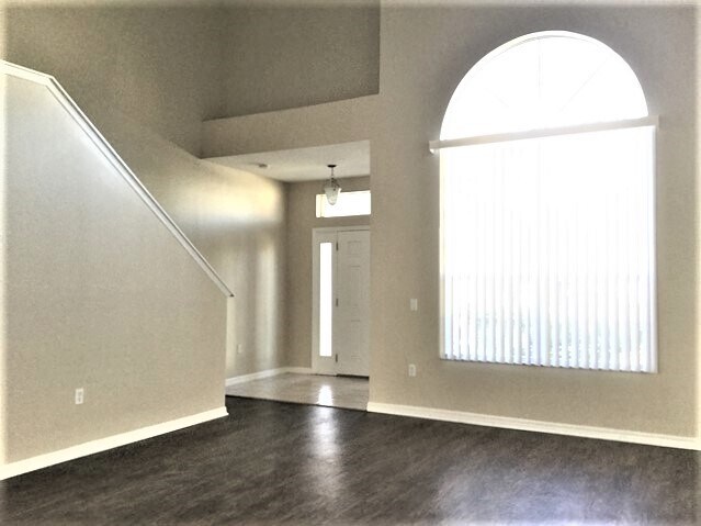 Building Photo - 2880 Sweetspire Circle