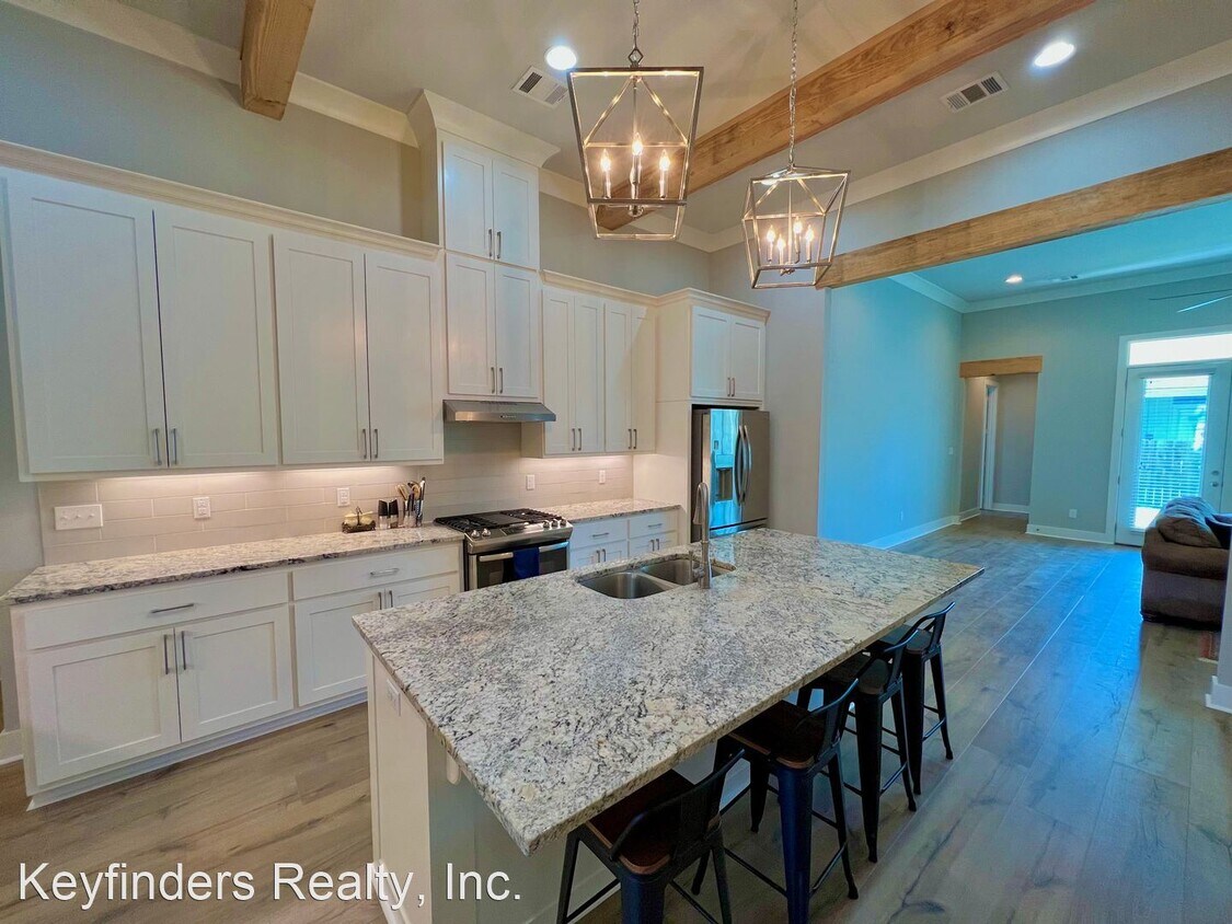 Foto principal - 3 br, 2 bath House - 12108 Rotterdam Avenue