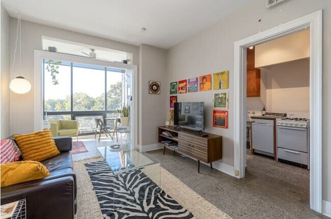 Foto del edificio - 722 18th St