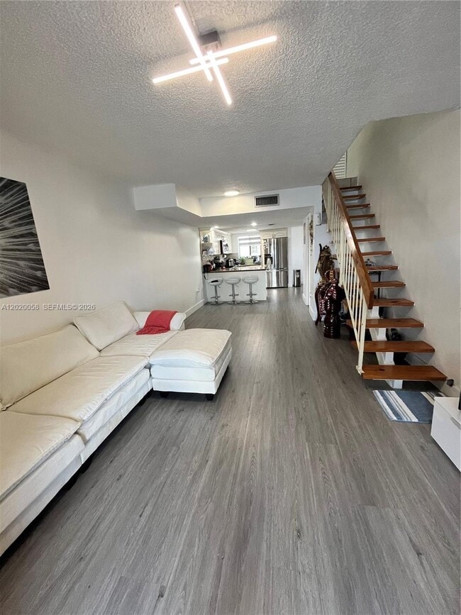Foto del edificio - 5580 W 26th Ct