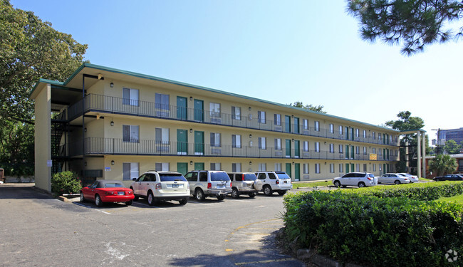 Building Photo - Jefferson Towers Apartments