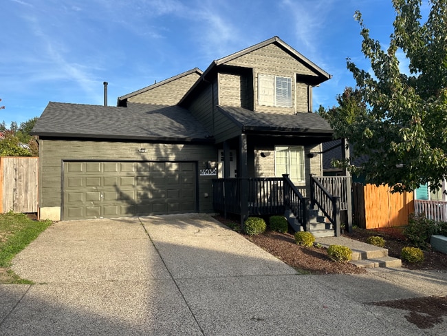 Building Photo - 14038 SE Summerfield Loop