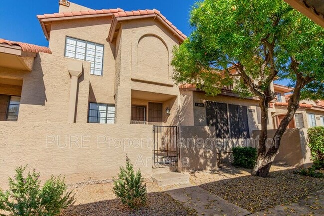 Building Photo - 8625 E Belleview Pl