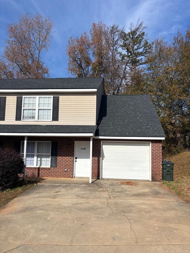 Building Photo - 216 Springfield Cir