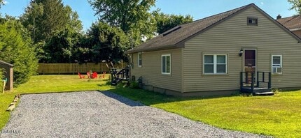 Building Photo - 10 Newark St