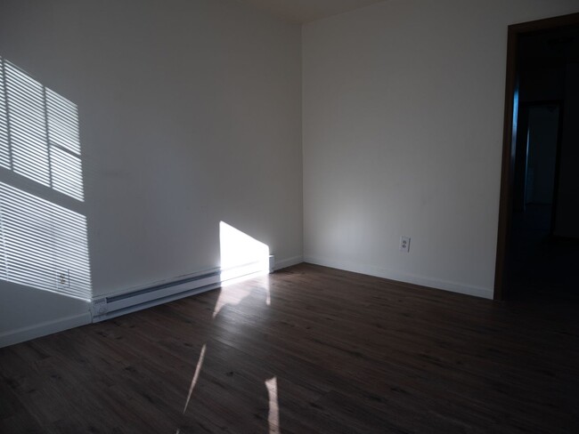 Foto del edificio - Bright 2-Bedroom Easton Apartment with Out...