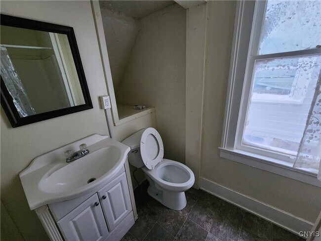 Foto del edificio - 137 W Schuyler St