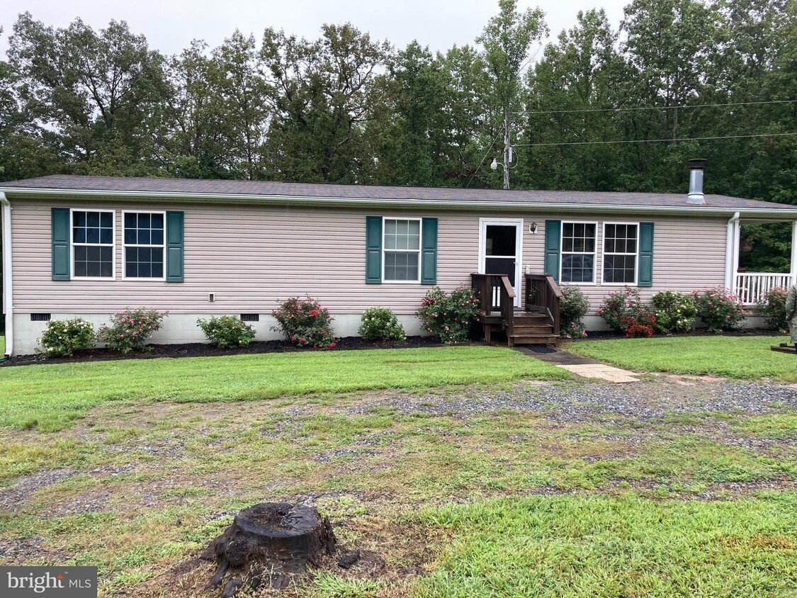 Building Photo - 3857 S Spotswood Trail