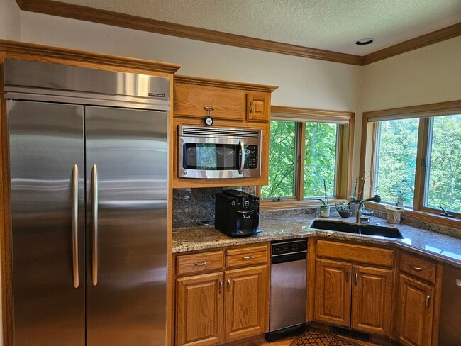 Foto del edificio - 1184 SW Fairfax Pl