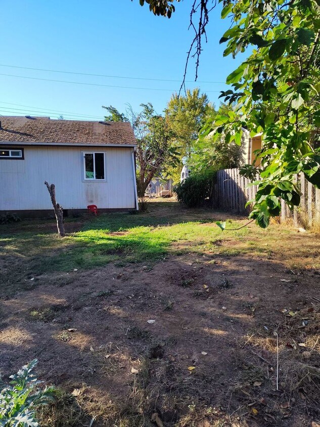 Foto del edificio - Cute 2 bedroom 1 bath home in Myrtle Creek...