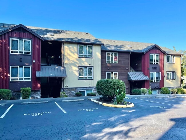 Building Photo - Great Condo For Rent