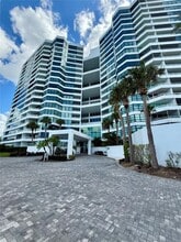 Building Photo - 988 Blvd of the Arts