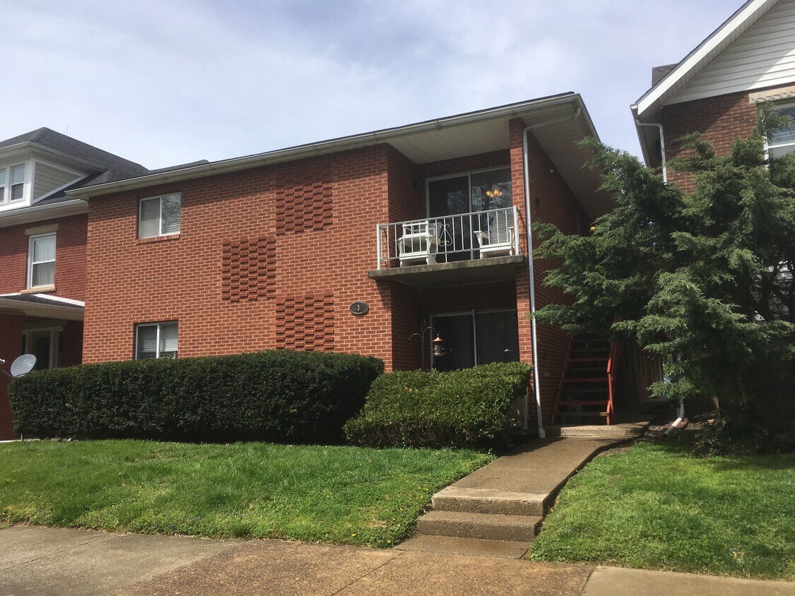936 12th Ave Unit 3, Huntington, WV 25701 Apartments in Huntington