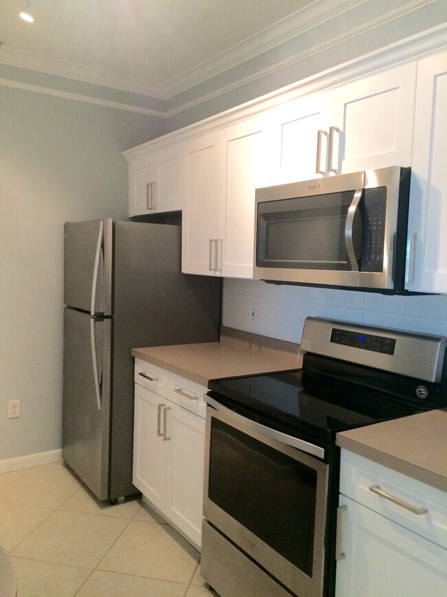 Building Photo - 4345 Bayside Village Dr