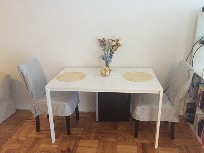 Foto del edificio - 241 E 76th St
