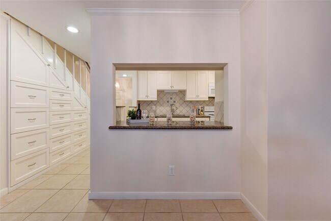 Foto del edificio - 2232 S Piney Point Rd