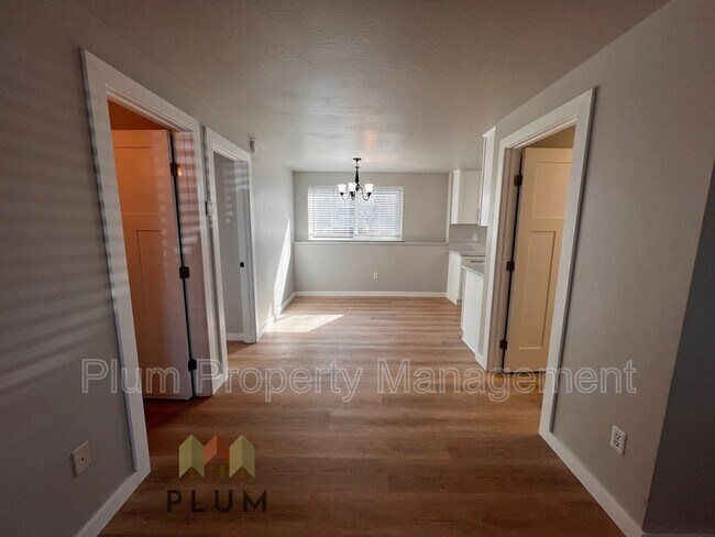 Foto del edificio - 1023 Cooley St