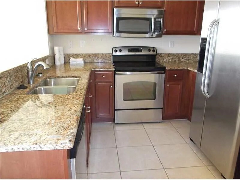 Foto del edificio - 3255 NW 31st Ter