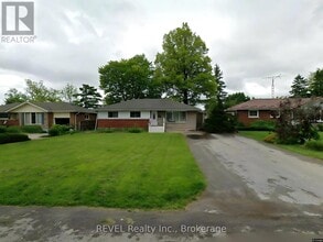 Building Photo - 12 Glendale Dr
