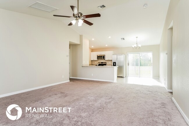 Foto del edificio - 2141 NW 18th Pl