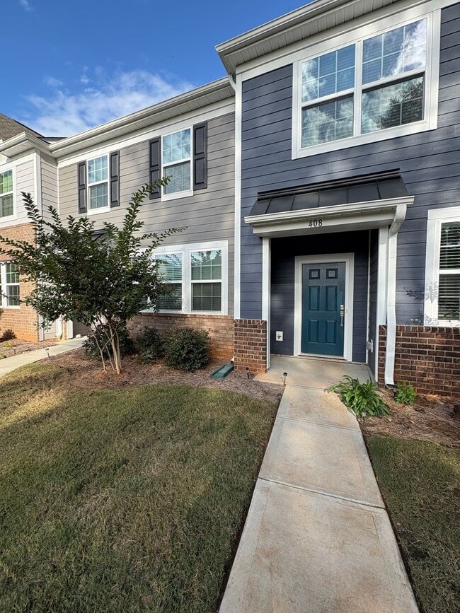 Photo - 3 Bedroom 2.5  Bath Townhome in Travelers ...
