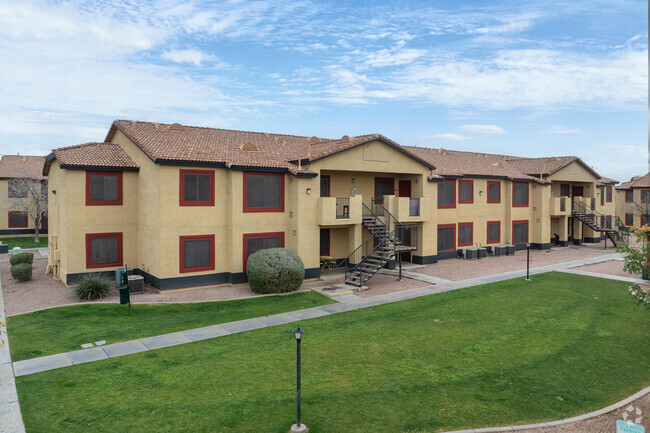 Building Photo - Sonoma Valley