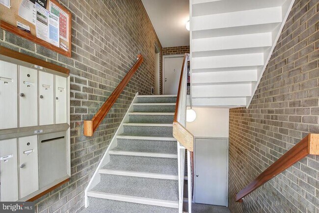 Foto del edificio - 2102 Green Watch Way