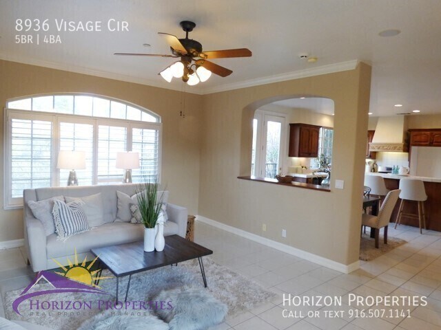 Building Photo - 8936 Visage Cir