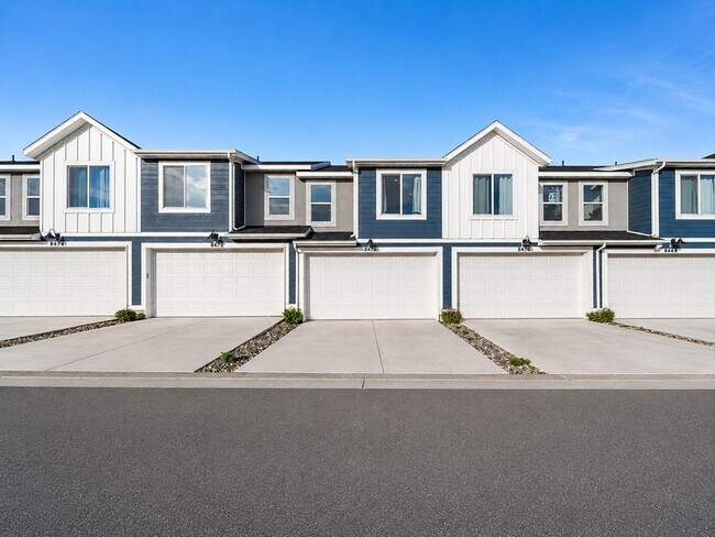 Building Photo - 8468 W Meadow Bank Wy