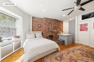 Building Photo - 323 W 89th St