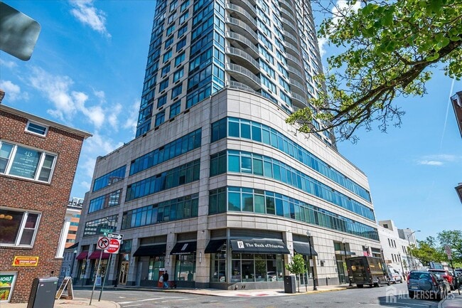Foto del edificio - 1 Spring St