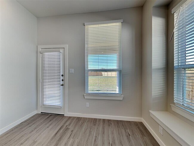Building Photo - 2403 Cohorn Trl