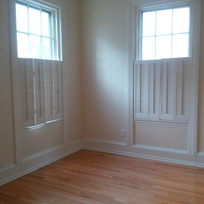 Building Photo - 1814 Spruce St