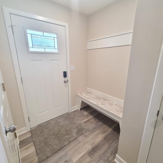 Foto del edificio - 1357 Lofton Way