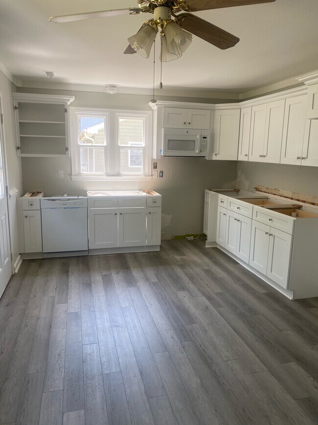 Cocina - 6325 MacBeth Ct